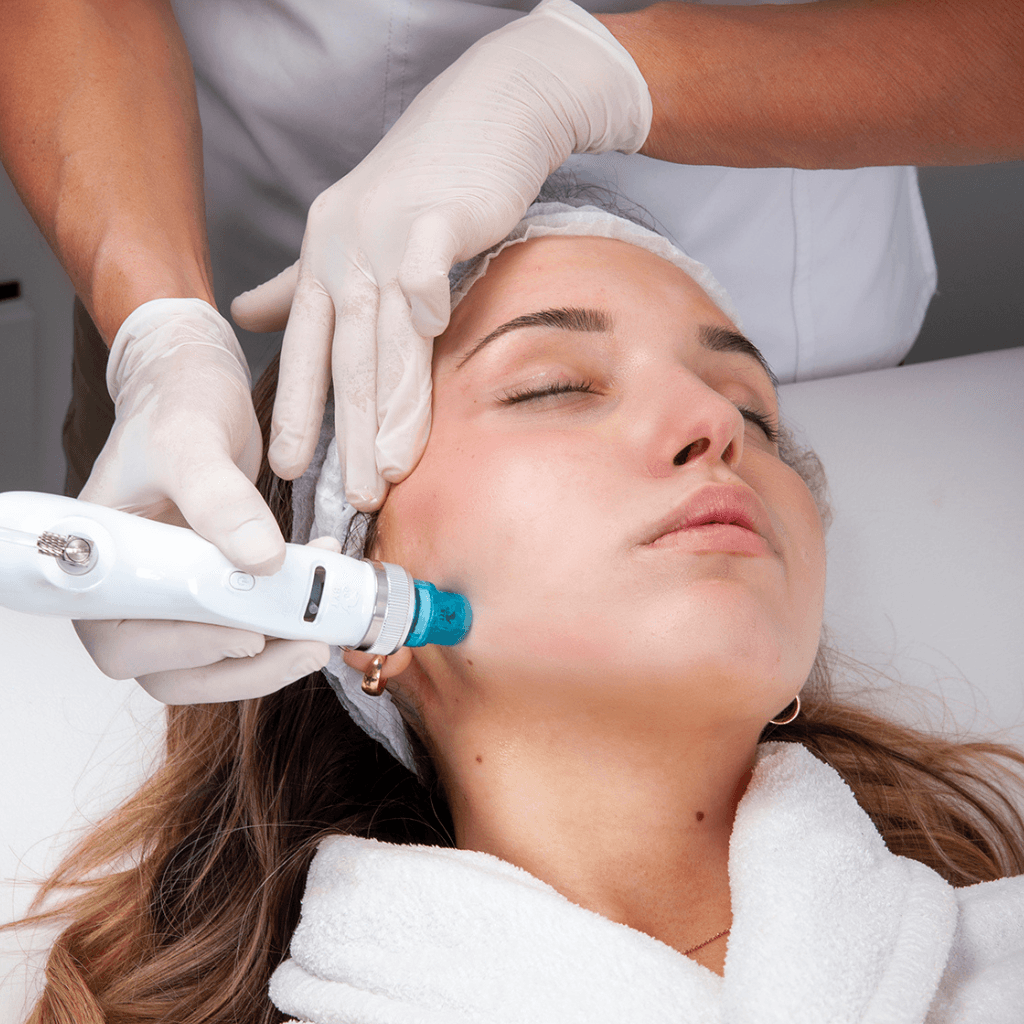 KIRA hydroabrasion and jet treatment
